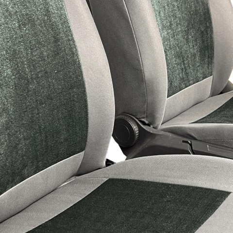 Pokrowce przednie 1+1 AUDI A1 ZAKSZWALNIA